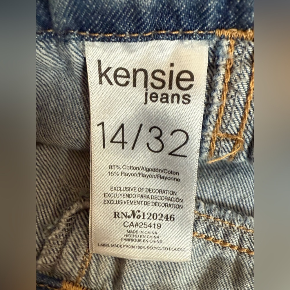 NWT Kensie Jeans Ella High-Rise Straight Leg Jeans Size 14/32 - Picture 5 of 8